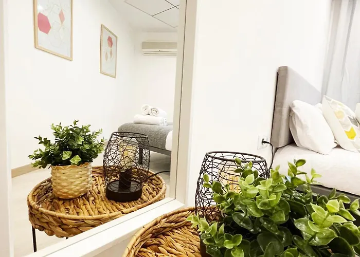 Novedad Avenida Puente Del Pilar דירה סרגוסה